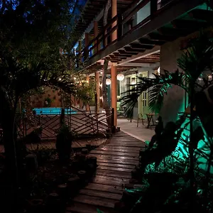 https://casa-corazon-xcaret.quintano-roohotels.com